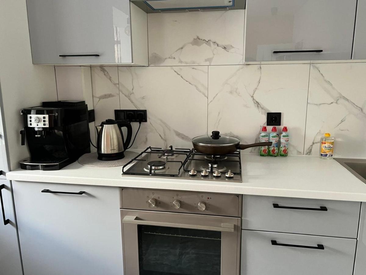 Gold Apartment Vysochana18 อิวาโน-ฟรานกิฟสเก ภายนอก รูปภาพ