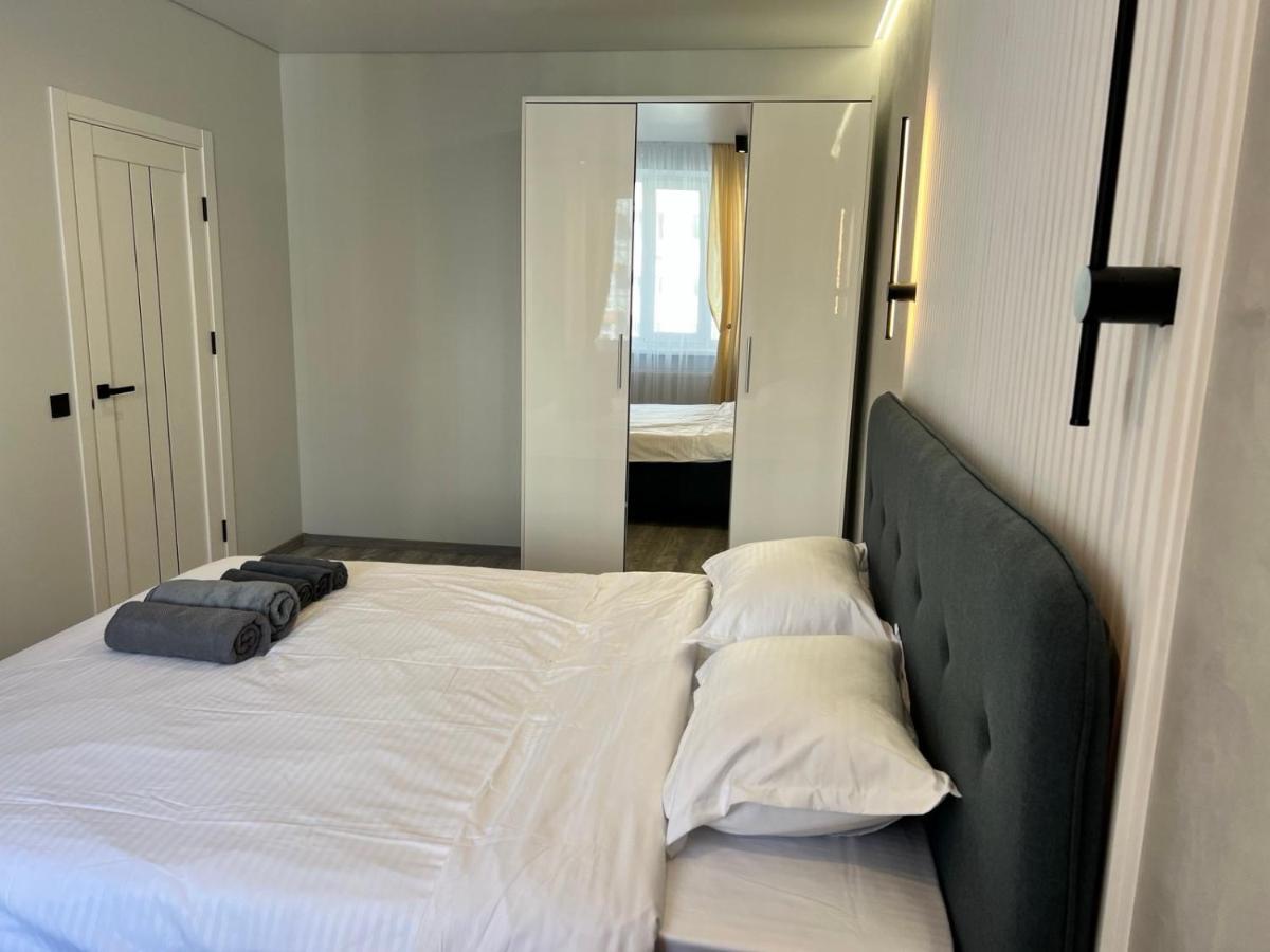 Gold Apartment Vysochana18 อิวาโน-ฟรานกิฟสเก ภายนอก รูปภาพ